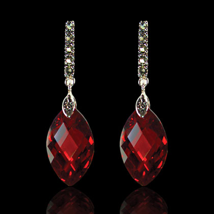 GARNET EARRINGS